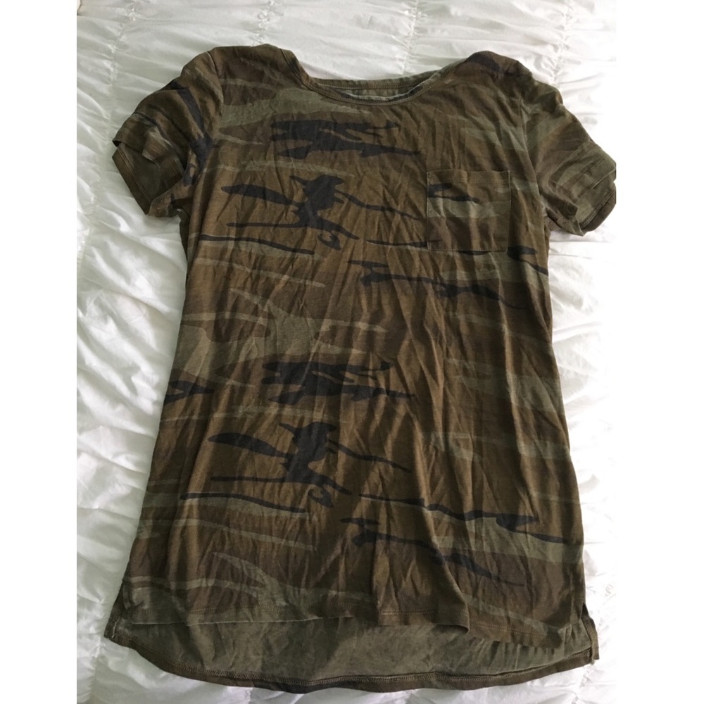 Soft camo t-shirt